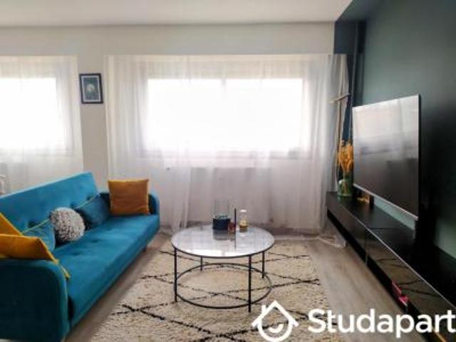 location appartement venissieux 1 pièce 11 m2 rhone 69200 580 € / mois