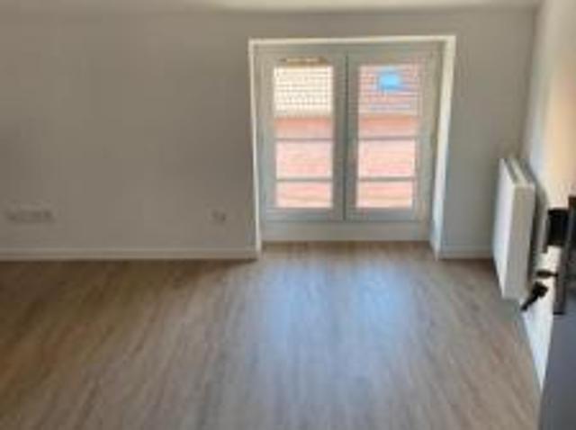 location appartement venissieux 1 pièce 20 m2 rhone 69200 585 € / mois