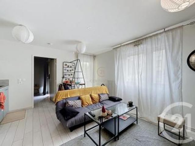 location appartement venissieux 2 pièces 42 m2 rhone 69200 950 € / mois