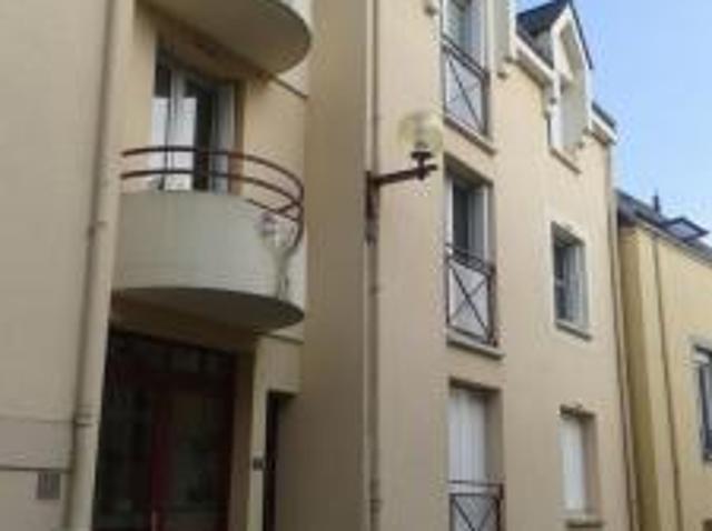 location appartement villaines la juhel 1 pièce 30 m2 mayenne 53700 286 € / mois