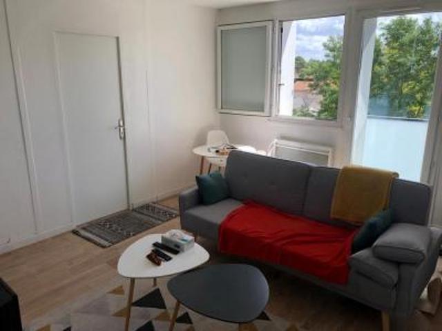 location appartement villenave d'ornon 1 pièce 21 m2 gironde 33140 572 € / mois