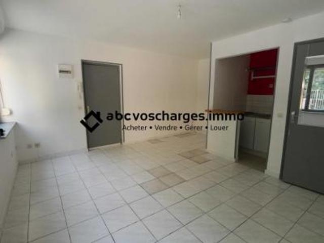 location appartement villeneuve d'ascq 1 pièce 23 m2 nord 59491 413 € / mois