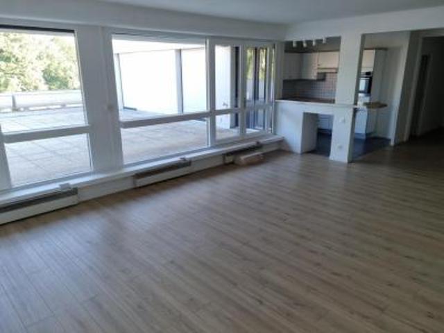 location appartement villeneuve d'ascq 5 pièces 120 m2 nord 59491 1465 € / mois