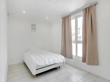 location appartement villeneuve la garenne 1 pièce 35 m2 hauts de seine 92390 598 € / mois