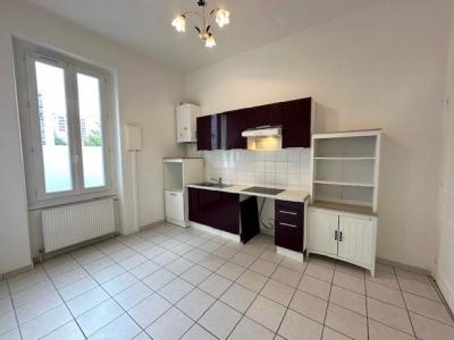 location appartement villeurbanne 1 pièce 43 m2 rhone 69100 640 € / mois