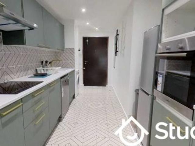 location appartement villeurbanne 1 pièce 92 m2 rhone 69100 645 € / mois