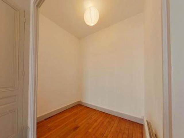 location appartement villeurbanne 1 pièce 33 m2 rhone 69100 665 € / mois