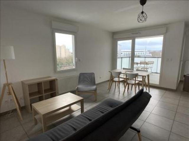 location appartement villeurbanne 1 pièce rhone 69100 546 € / mois