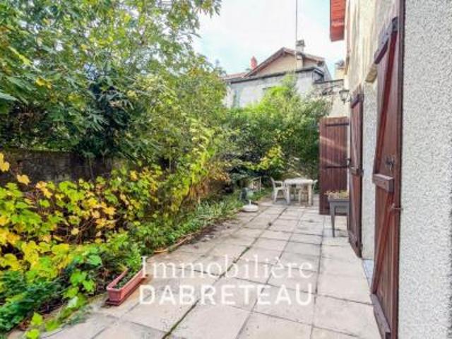 location appartement villeurbanne 5 pièces 113 m2 rhone 69100 593 € / mois