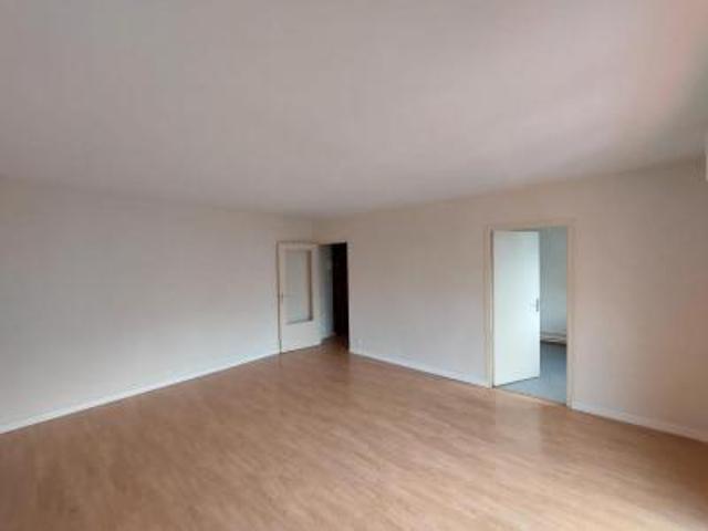 location appartement viroflay 1 pièce 36 m2 yvelines 78220 870 € / mois