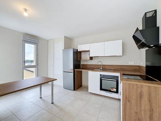 Location Appartement Voie Communale de la Maison Maurel à la Salesse, Luc la Primaube