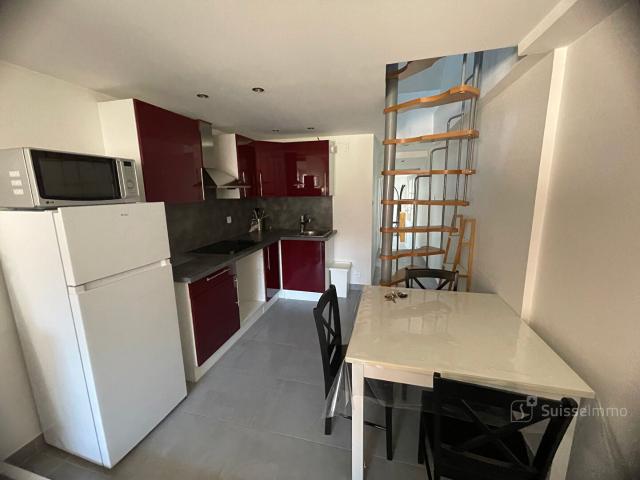 Location Appartement Rue du Général de Gaulle, Essert