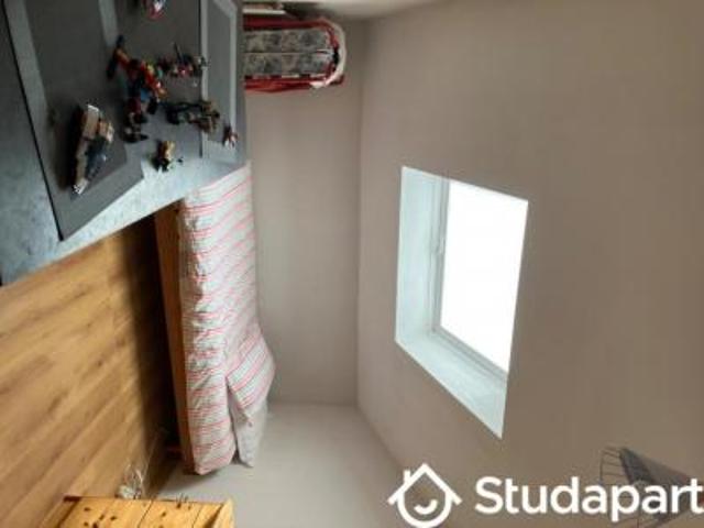 location appartement voisins le bretonneux 1 pièce 13 m2 yvelines 78960 400 € / mois