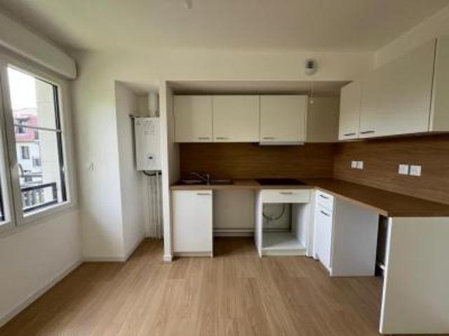 location appartement wasquehal 4 pièces 80 m2 nord 59290 1371 € / mois