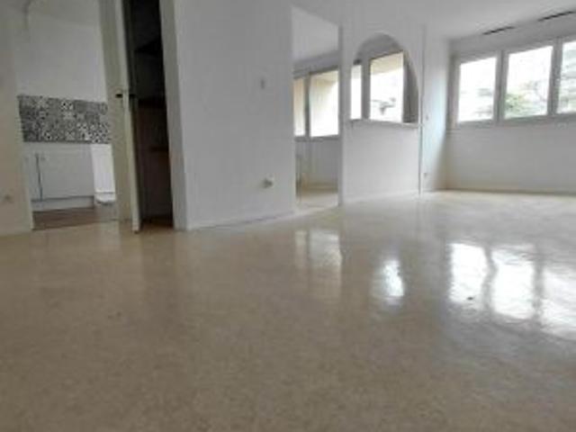 Location Appartement à MORESTEL