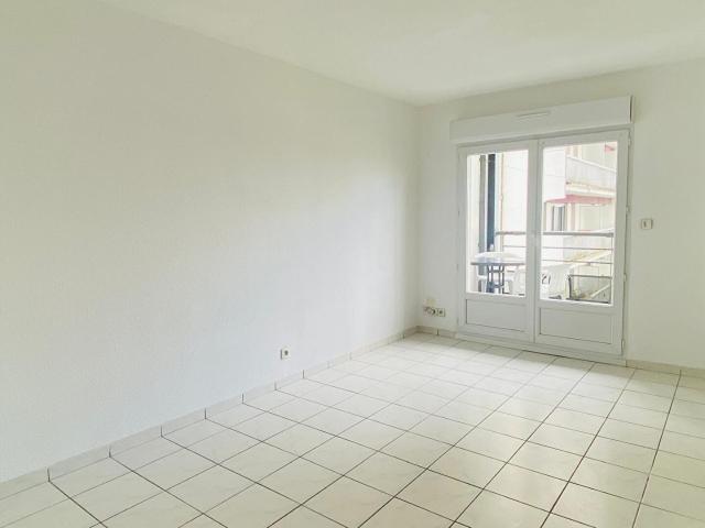 Location Appartement à BORDEAUX 33800
