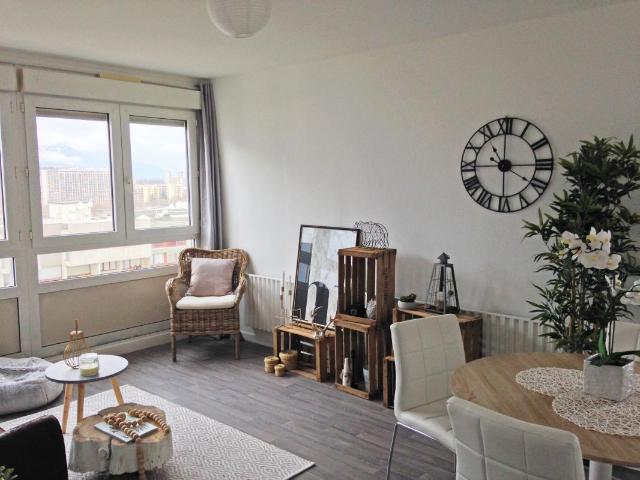 Location Appartement à ECHIROLLES