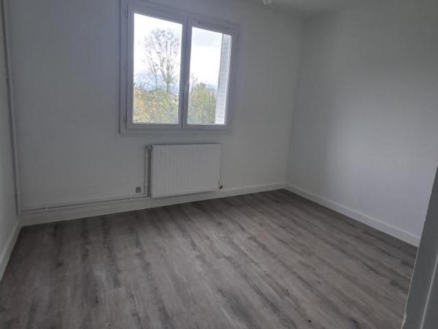 Location Appartement à FONTAINE
