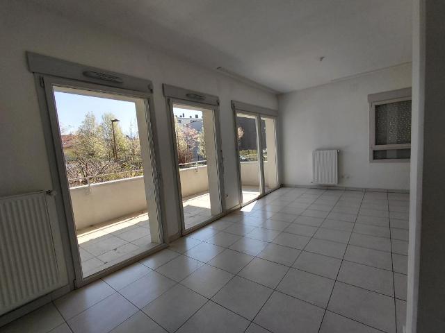 Location Appartement à FONTAINE