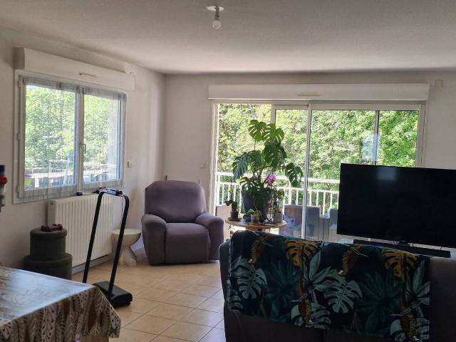 location appartement à gex 01170 1 850 €