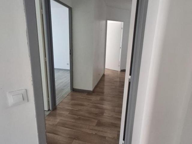 Location Appartement à LA COTE ST ANDRE