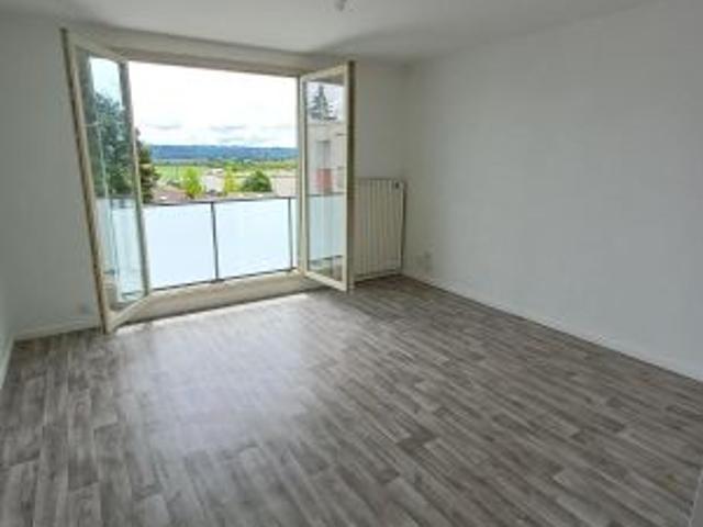 Location Appartement à LA COTE ST ANDRE