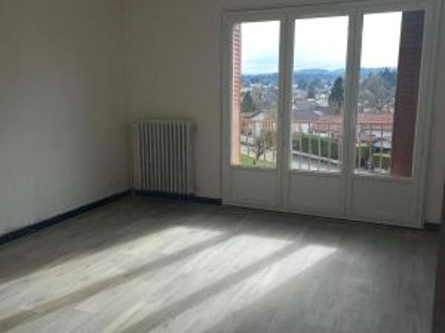 Location Appartement à LA TOUR DU PIN