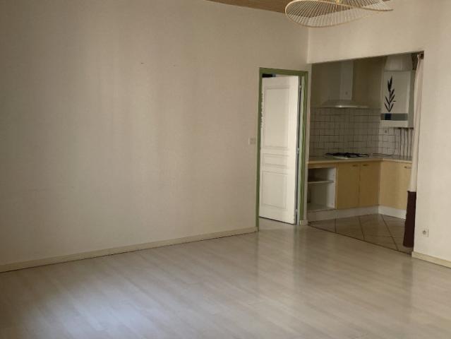 Location appartement à LANNEMEZAN 65300