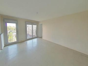 Location Appartement à LE PEAGE DE ROUSSILLON
