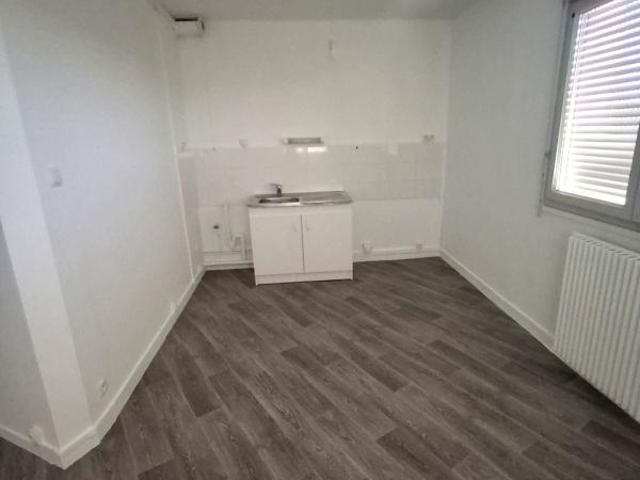 Location Appartement à LE PEAGE DE ROUSSILLON