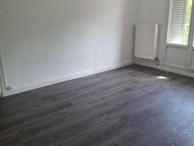 Location Appartement à LE PONT DE CLAIX