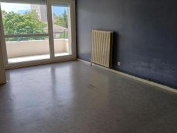 Location Appartement à LE PONT DE CLAIX