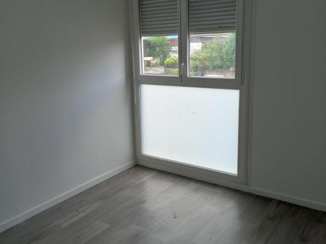 Location Appartement à LES AVENIERES VEYRINS THUELLIN