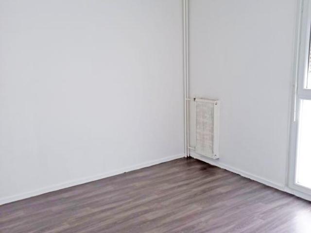 Location Appartement à LES AVENIERES VEYRINS THUELLIN