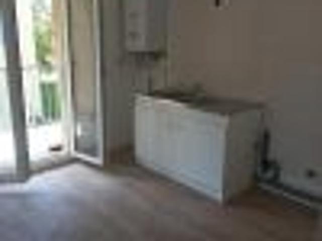 Location Appartement à LES ROCHES DE CONDRIEU