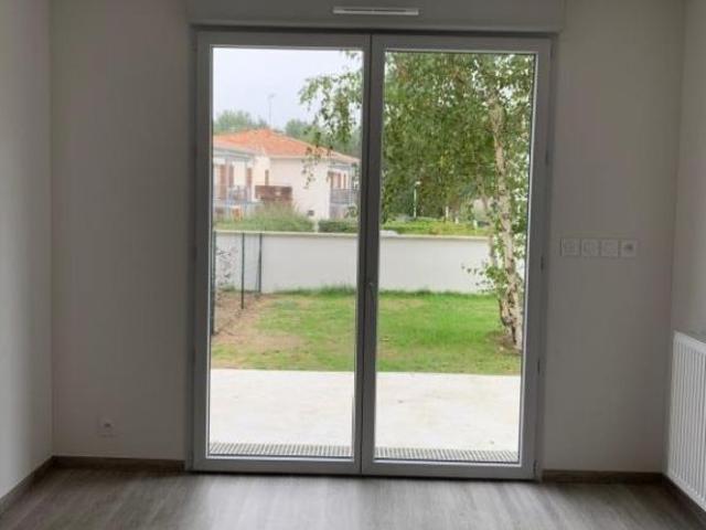 Location Appartement à PAREMPUYRE 33290
