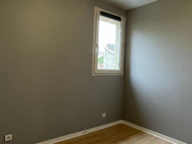 Location appartement à PAU 64000