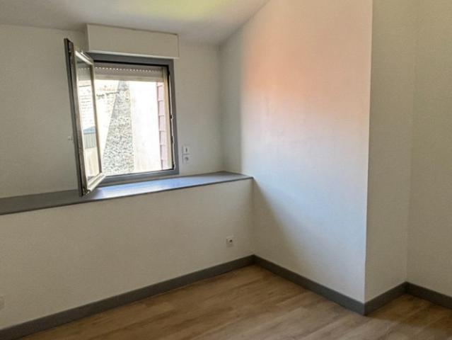Location appartement à PAU 64000