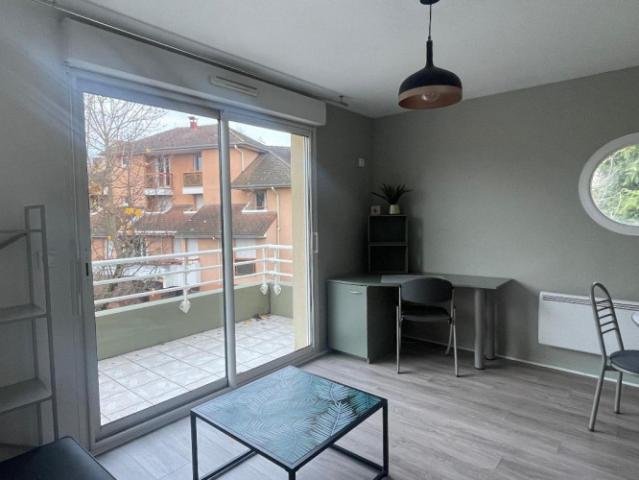 Location appartement à PAU 64000