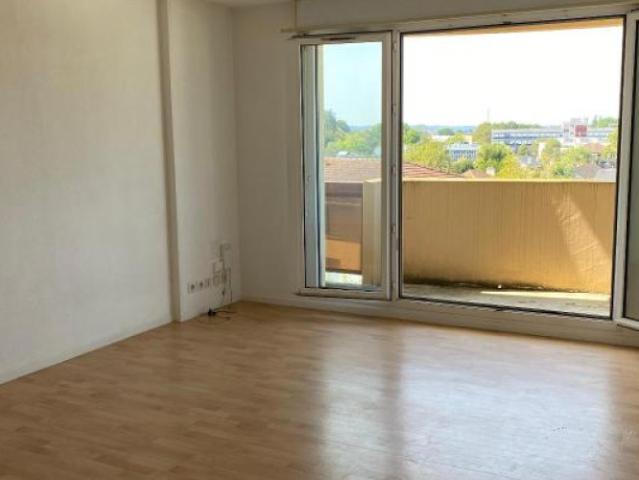 Location appartement à PAU 64000