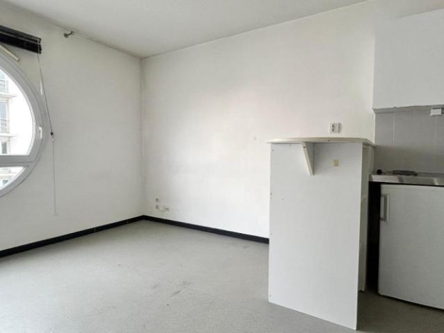 Location appartement à PAU 64000