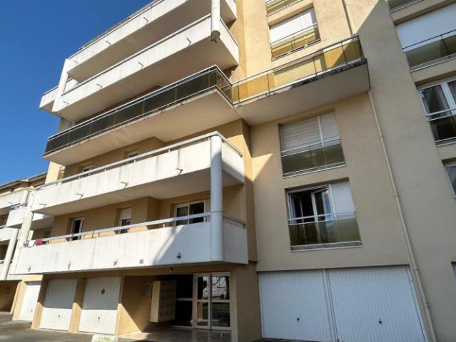 Location appartement à PAU 64000