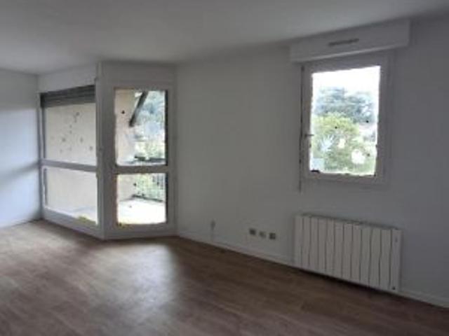 Location Appartement à RENAGE