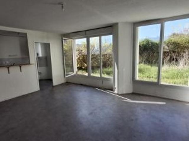 Location Appartement à RIVES