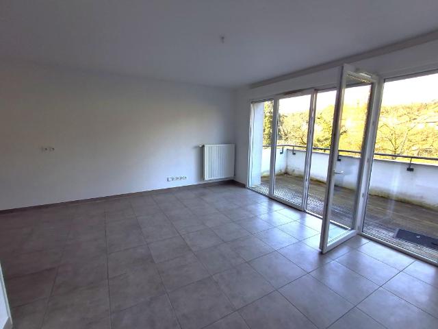 Location Appartement à RIVES