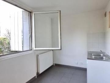 Location Appartement à ROUSSILLON