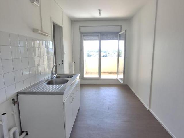 Location Appartement à ROUSSILLON