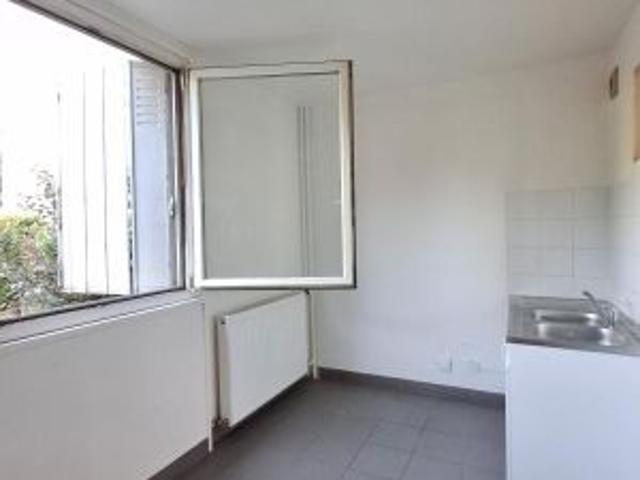 Location Appartement à ROUSSILLON