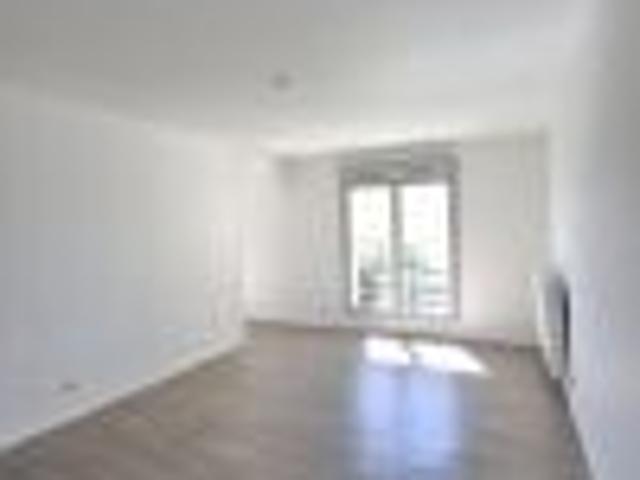 Location Appartement à ROUSSILLON