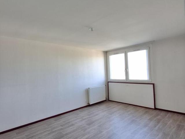 Location Appartement à ROUSSILLON